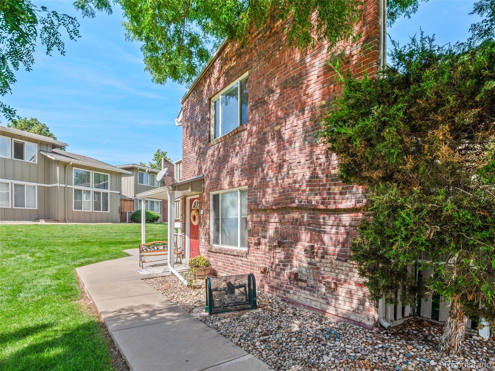 MLS Image #3 for 857 s van gordon court,lakewood, Colorado