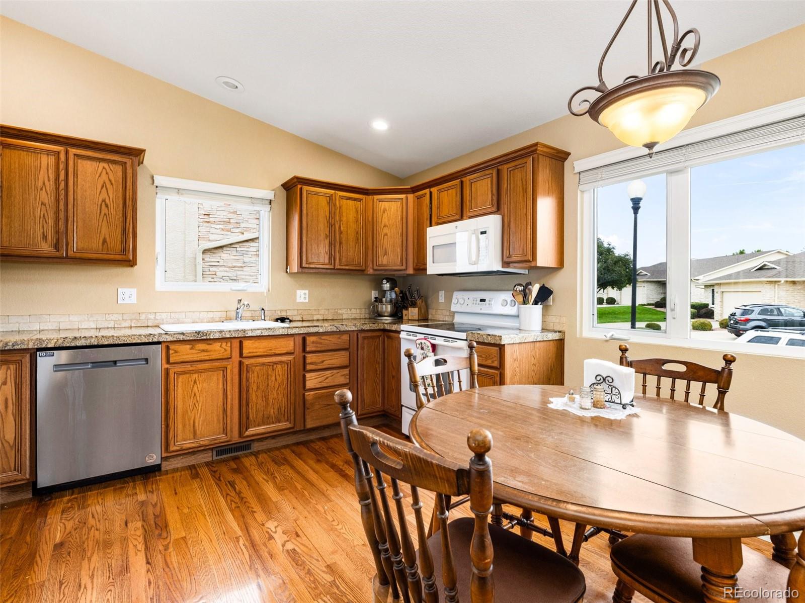 MLS Image #2 for 4811  seasons view,pueblo, Colorado