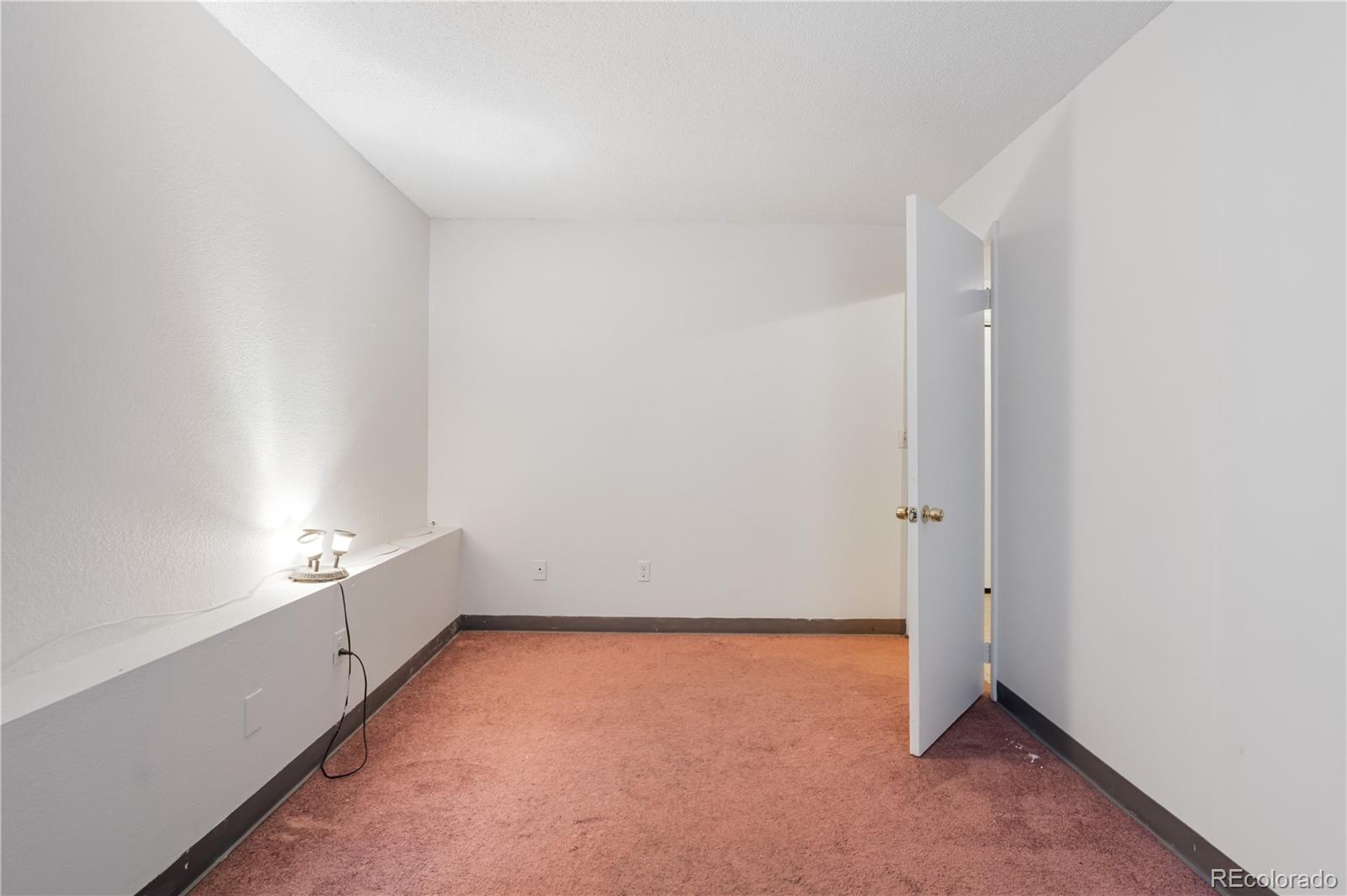 MLS Image #13 for 14509  andrews drive,denver, Colorado