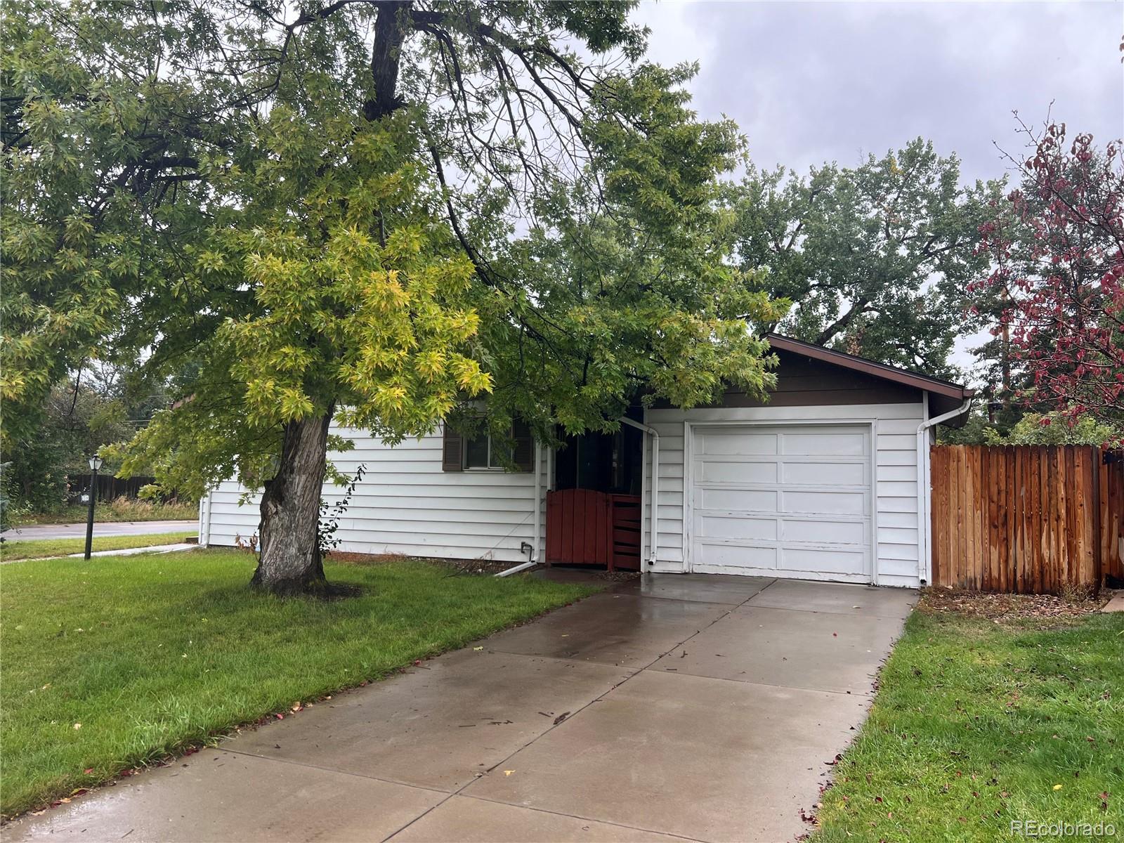 MLS Image #33 for 1693 s elm street,denver, Colorado