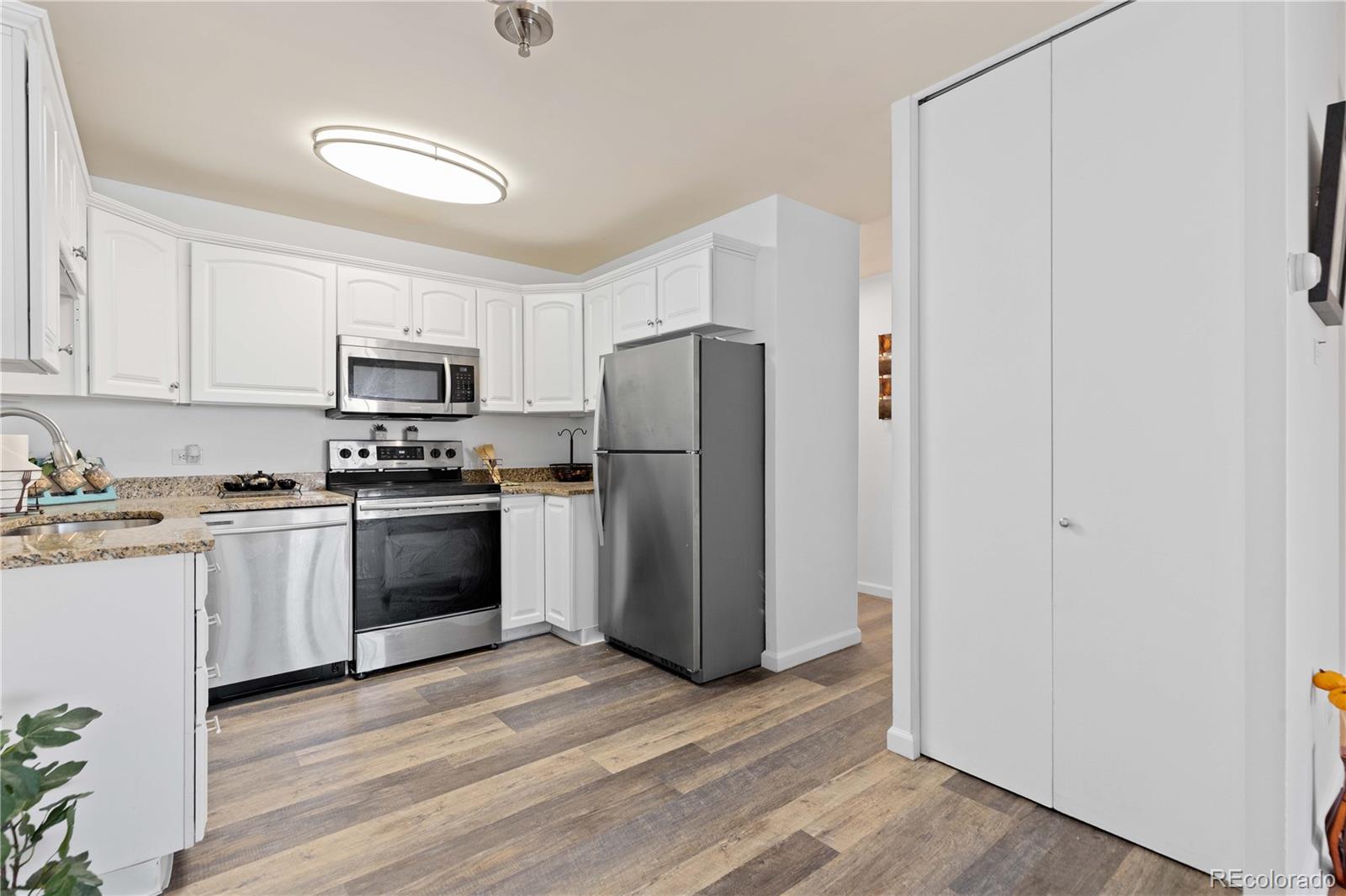 MLS Image #2 for 755 s alton way,denver, Colorado