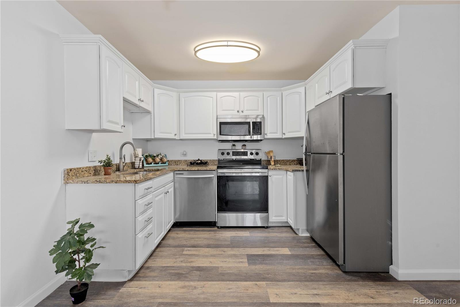 MLS Image #3 for 755 s alton way,denver, Colorado
