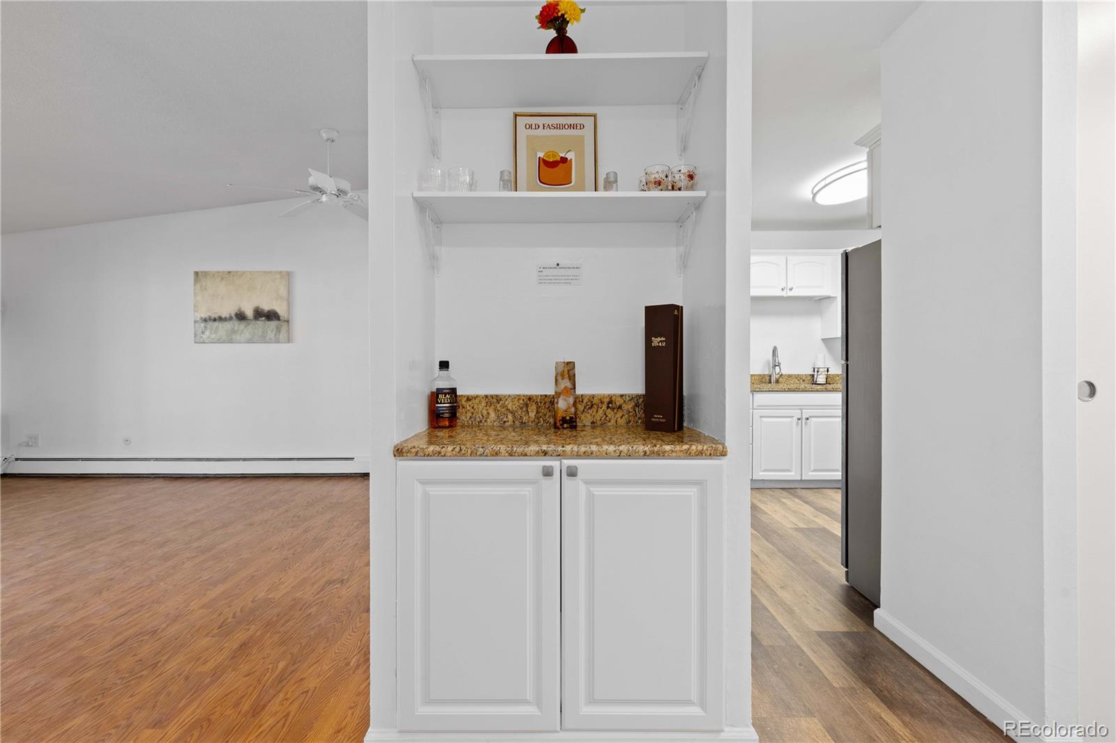 MLS Image #7 for 755 s alton way,denver, Colorado