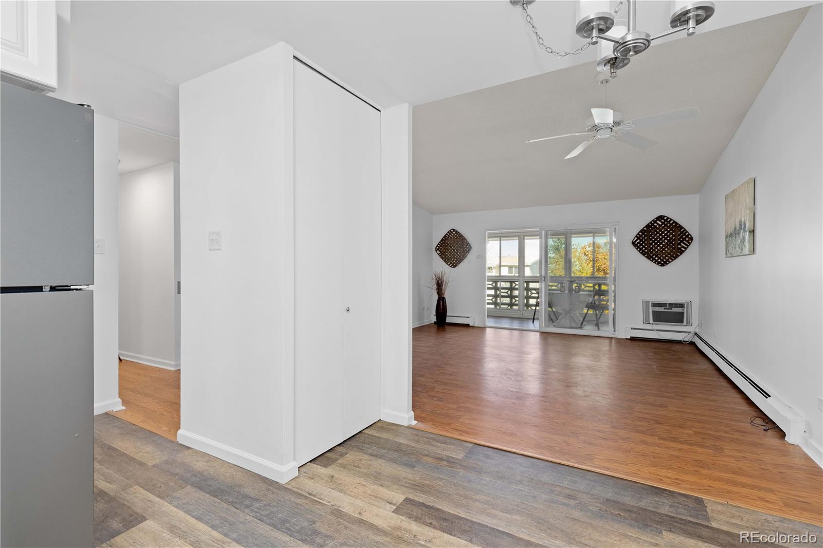 MLS Image #8 for 755 s alton way,denver, Colorado