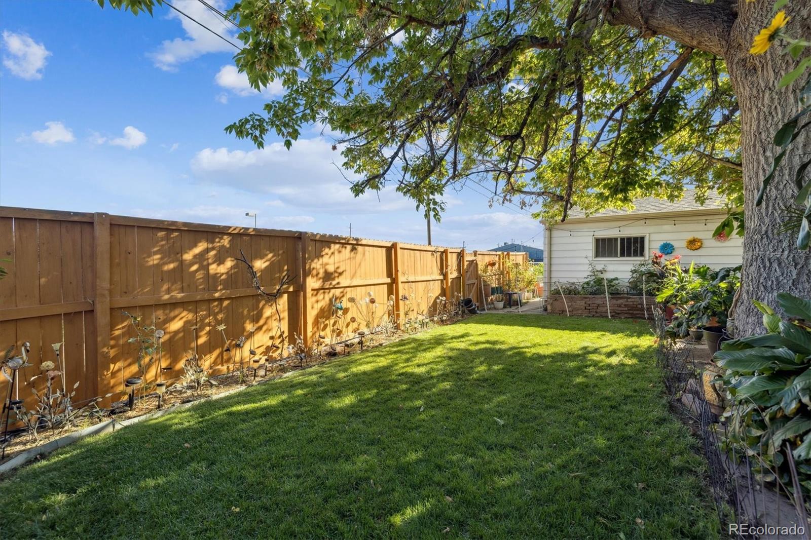 MLS Image #13 for 1731 w chaffee place,denver, Colorado