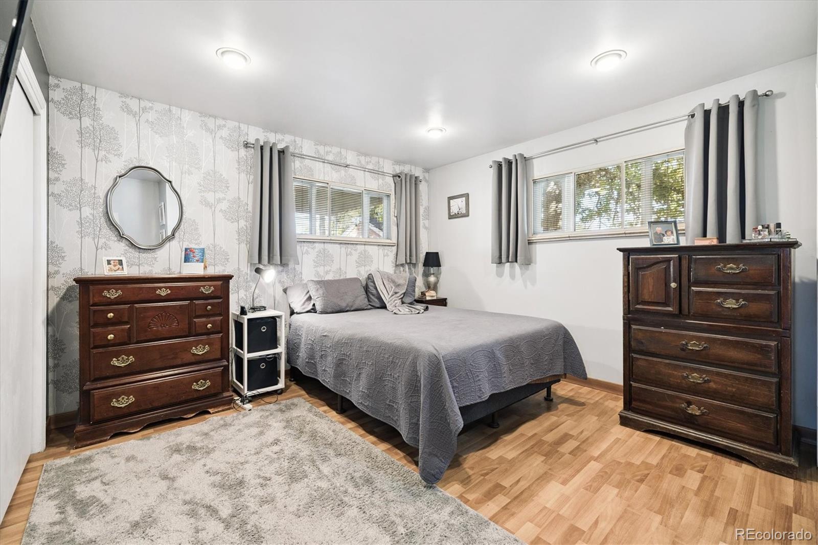 MLS Image #8 for 1731 w chaffee place,denver, Colorado