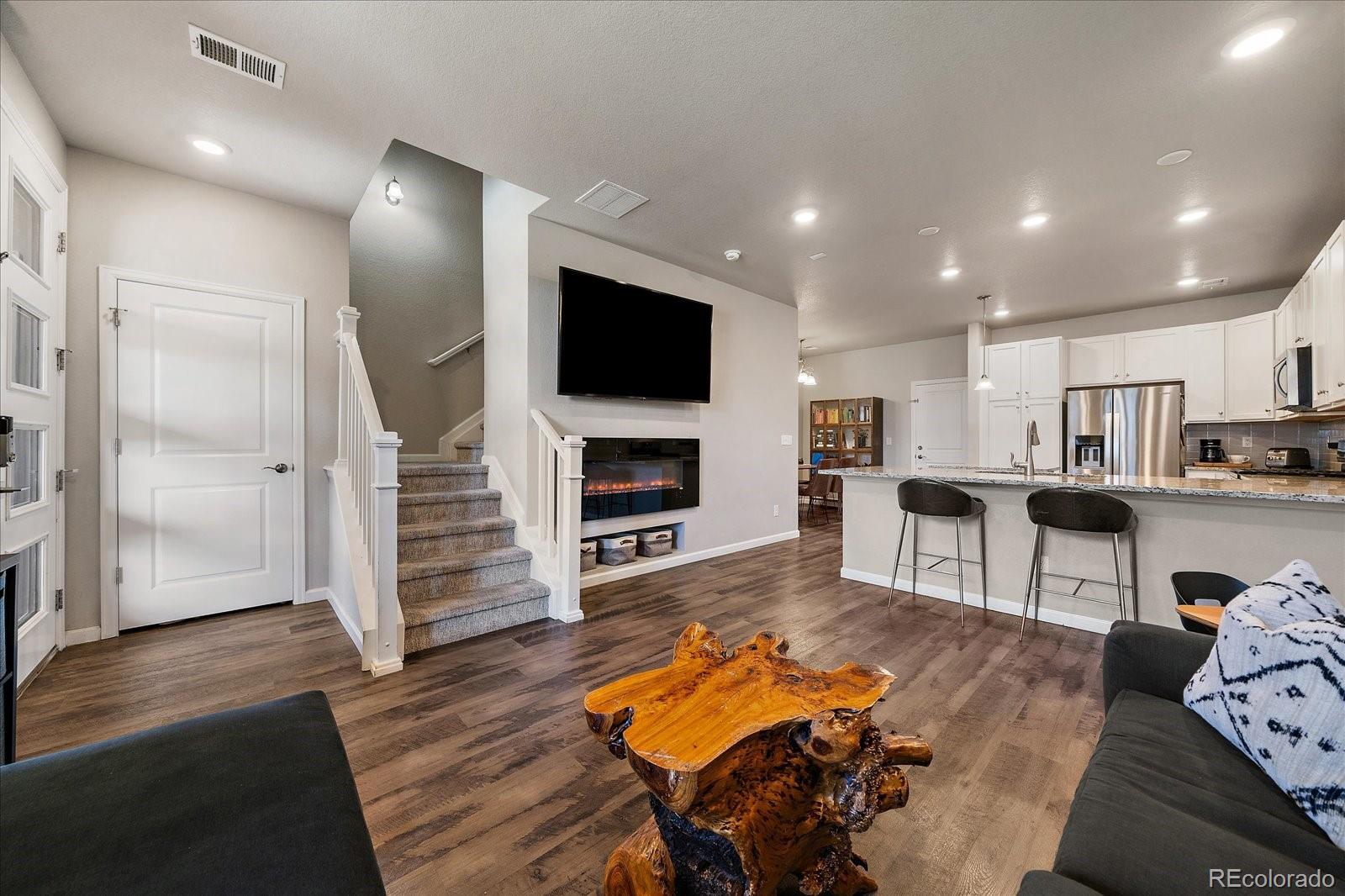 MLS Image #3 for 14782 e belleview avenue,aurora, Colorado