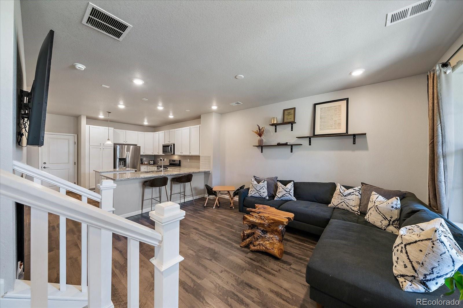 MLS Image #5 for 14782 e belleview avenue,aurora, Colorado