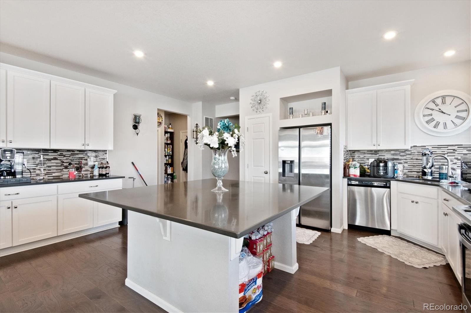MLS Image #5 for 10294  yampa street,commerce city, Colorado