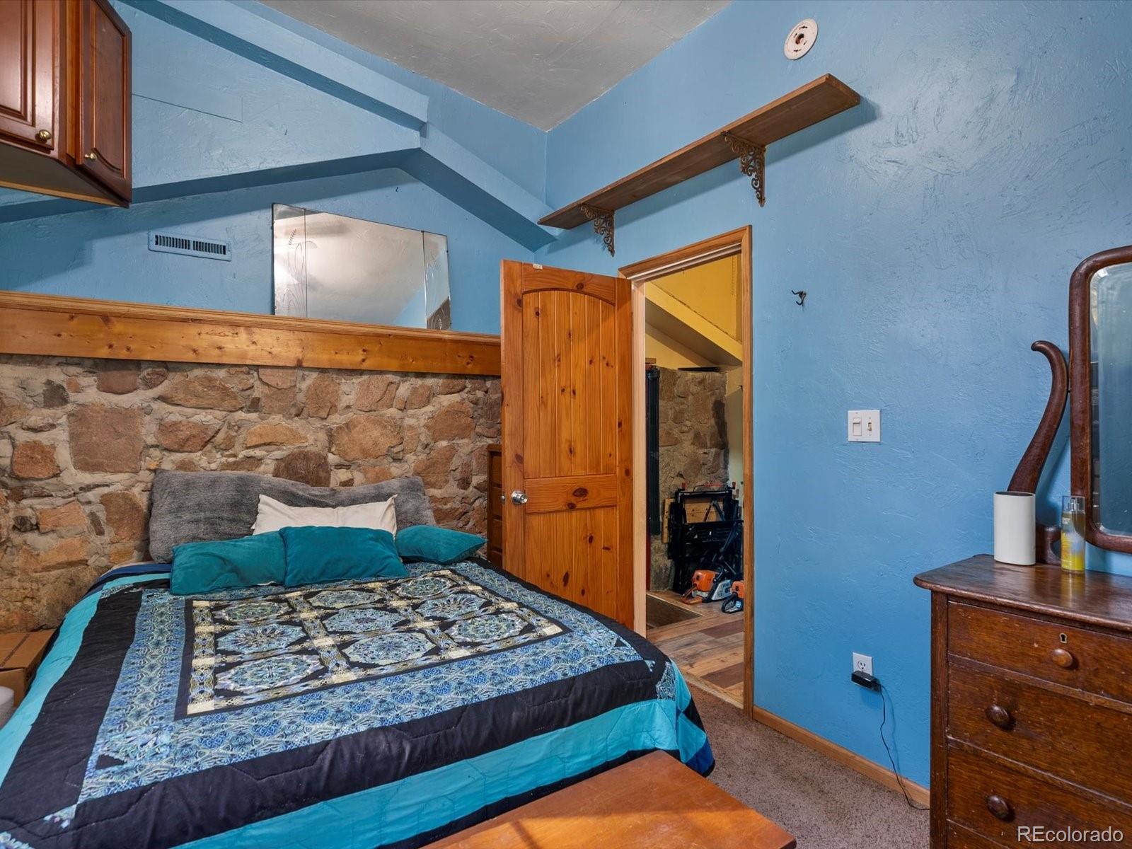 MLS Image #21 for 10230 s deer creek road,littleton, Colorado