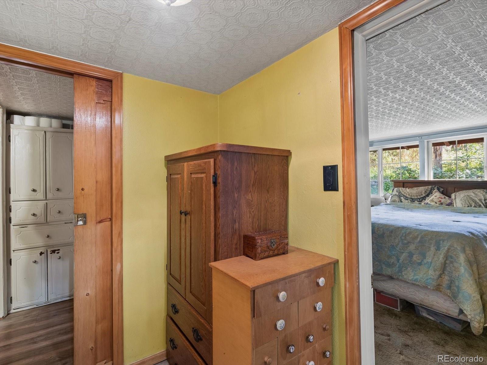 MLS Image #23 for 10230 s deer creek road,littleton, Colorado
