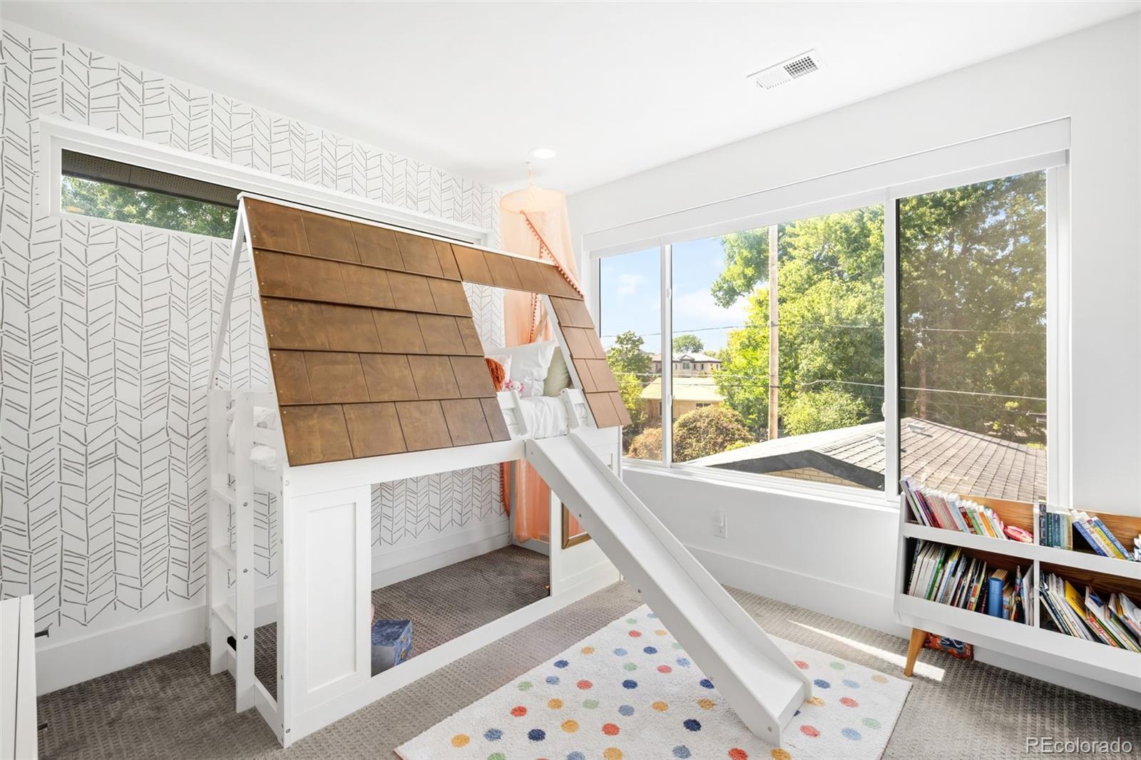 MLS Image #28 for 3275 s clermont street,denver, Colorado