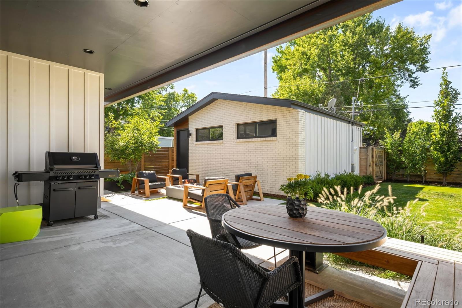 MLS Image #36 for 3275 s clermont street,denver, Colorado