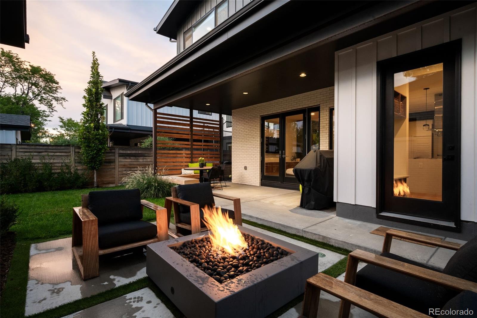 MLS Image #40 for 3275 s clermont street,denver, Colorado