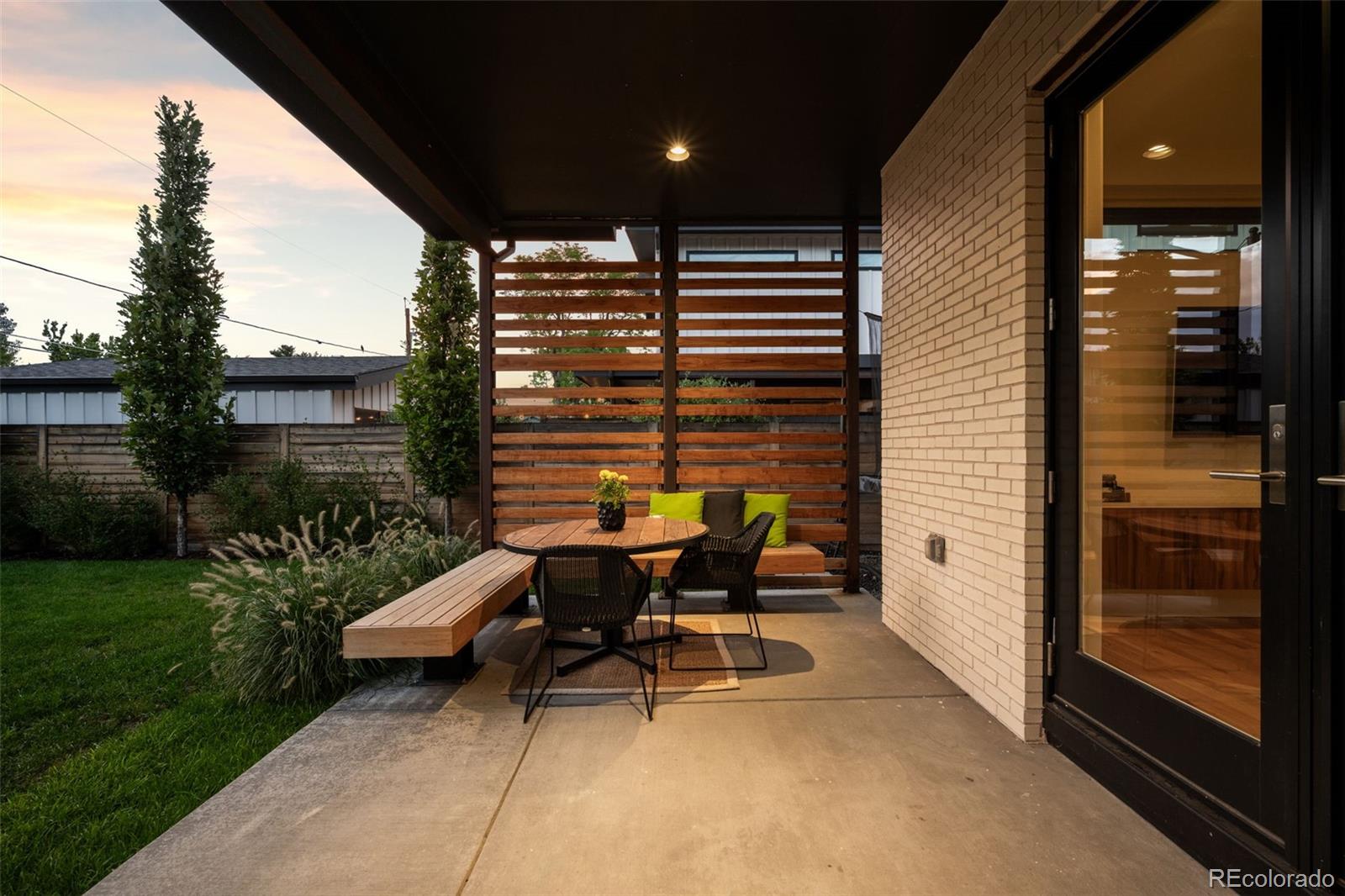 MLS Image #41 for 3275 s clermont street,denver, Colorado