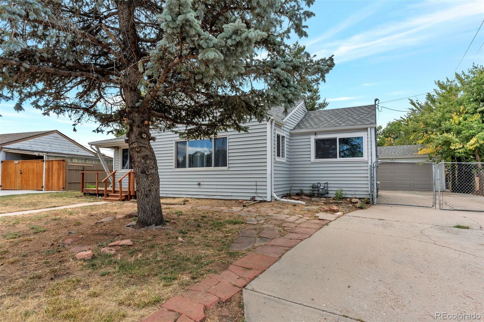 MLS Image #0 for 11612  del mar parkway,aurora, Colorado
