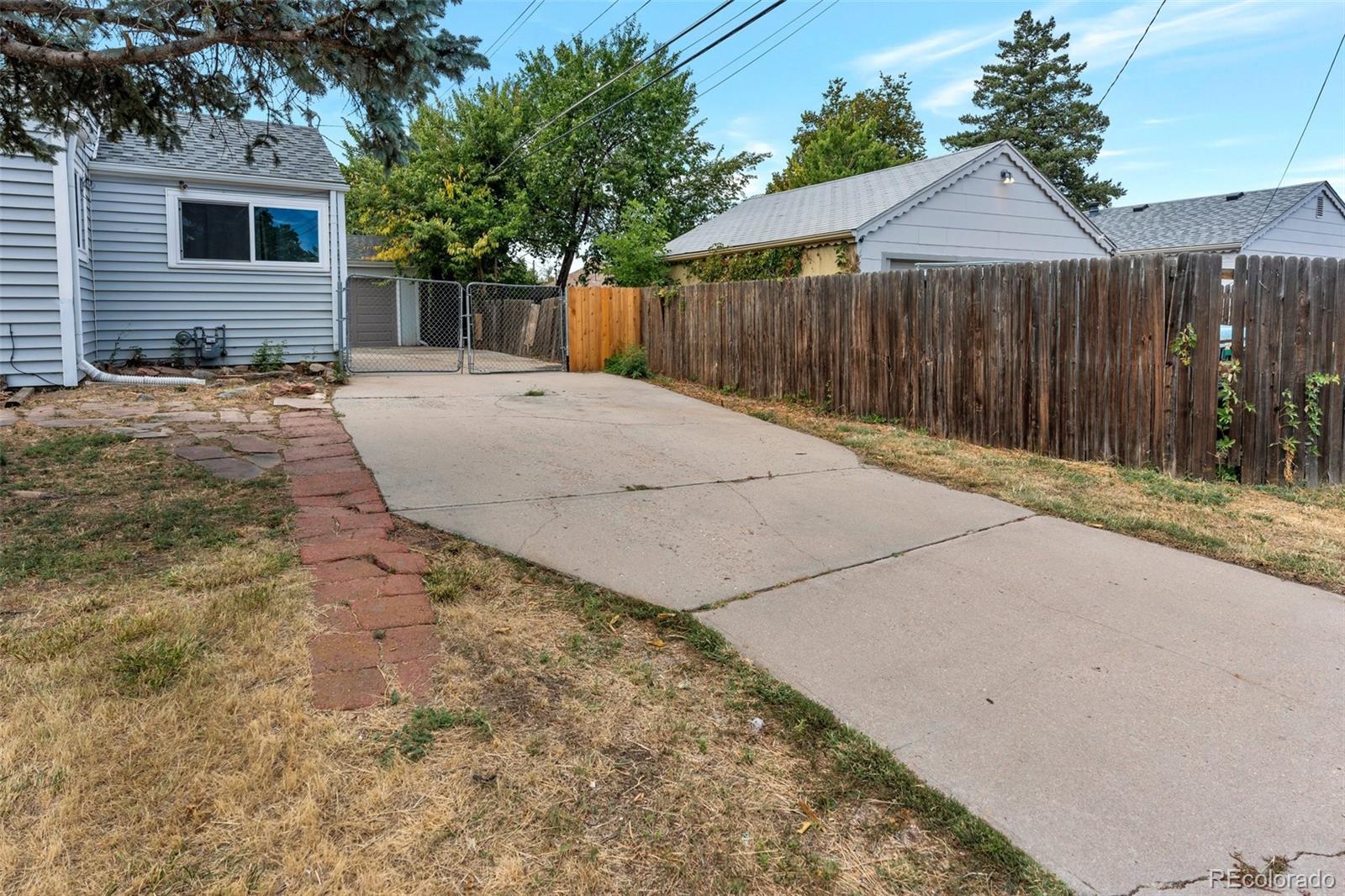 MLS Image #1 for 11612  del mar parkway,aurora, Colorado