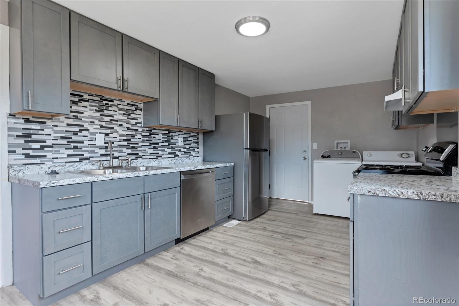 MLS Image #10 for 11612  del mar parkway,aurora, Colorado