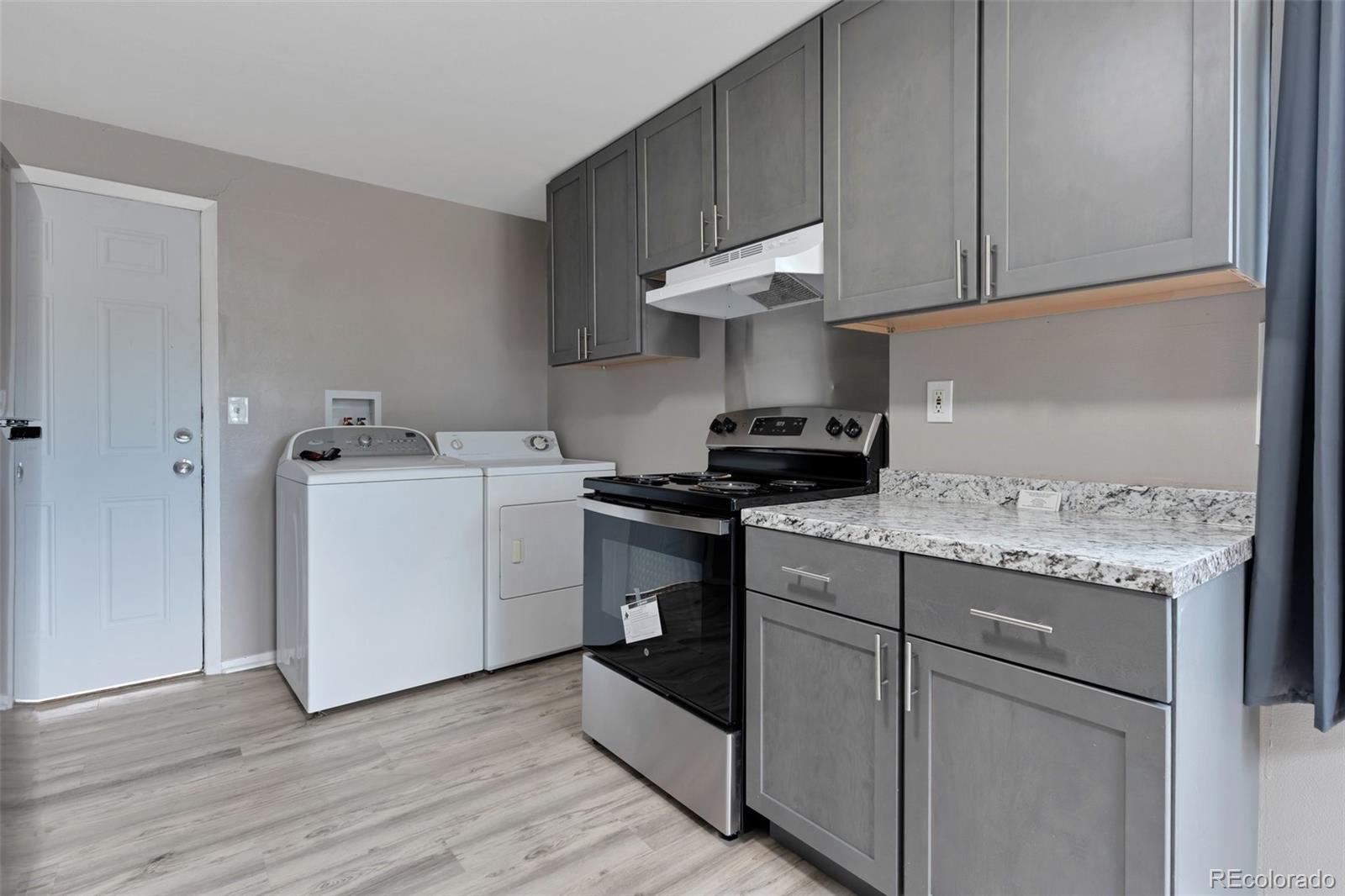 MLS Image #11 for 11612  del mar parkway,aurora, Colorado