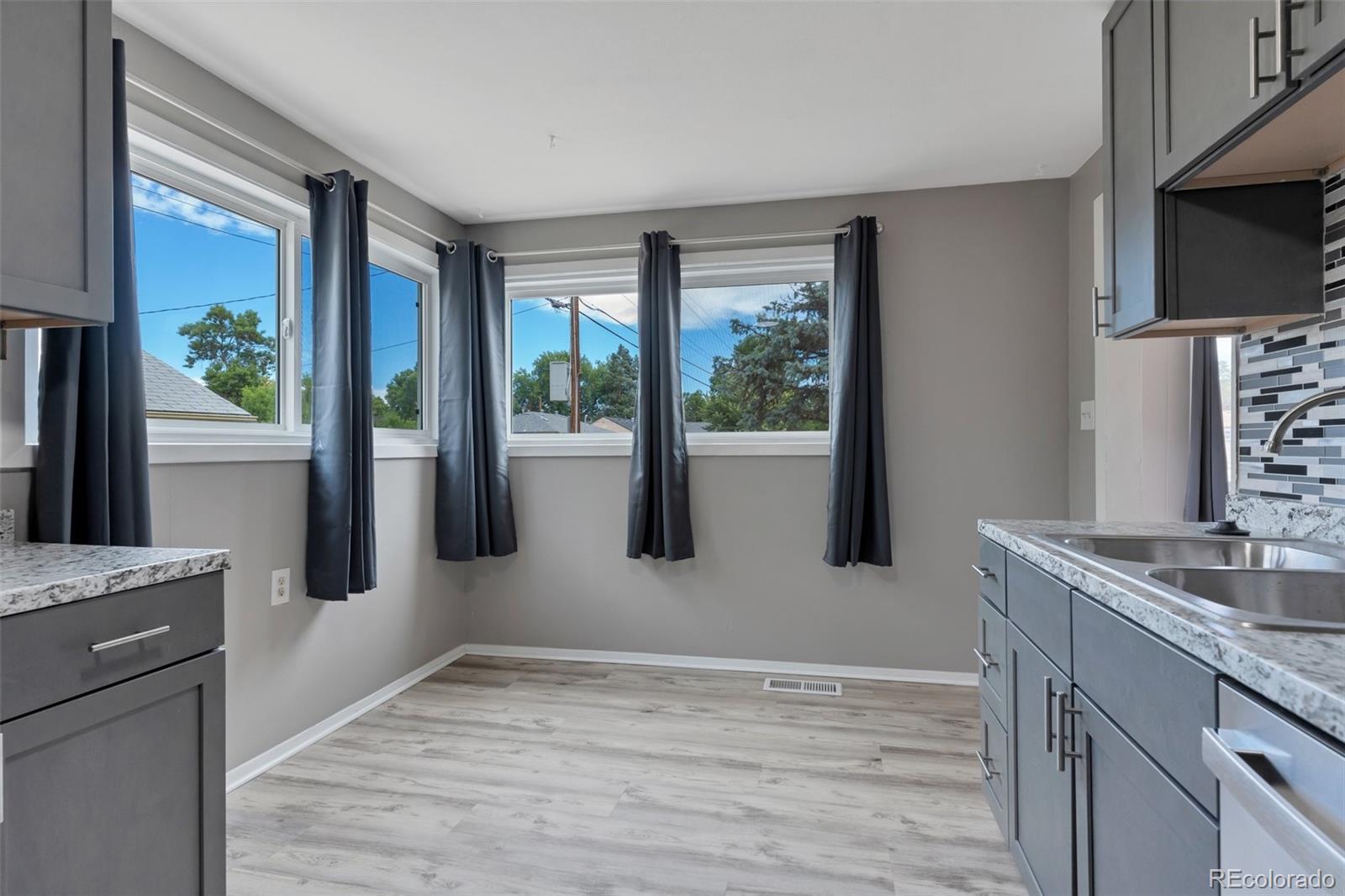 MLS Image #9 for 11612  del mar parkway,aurora, Colorado