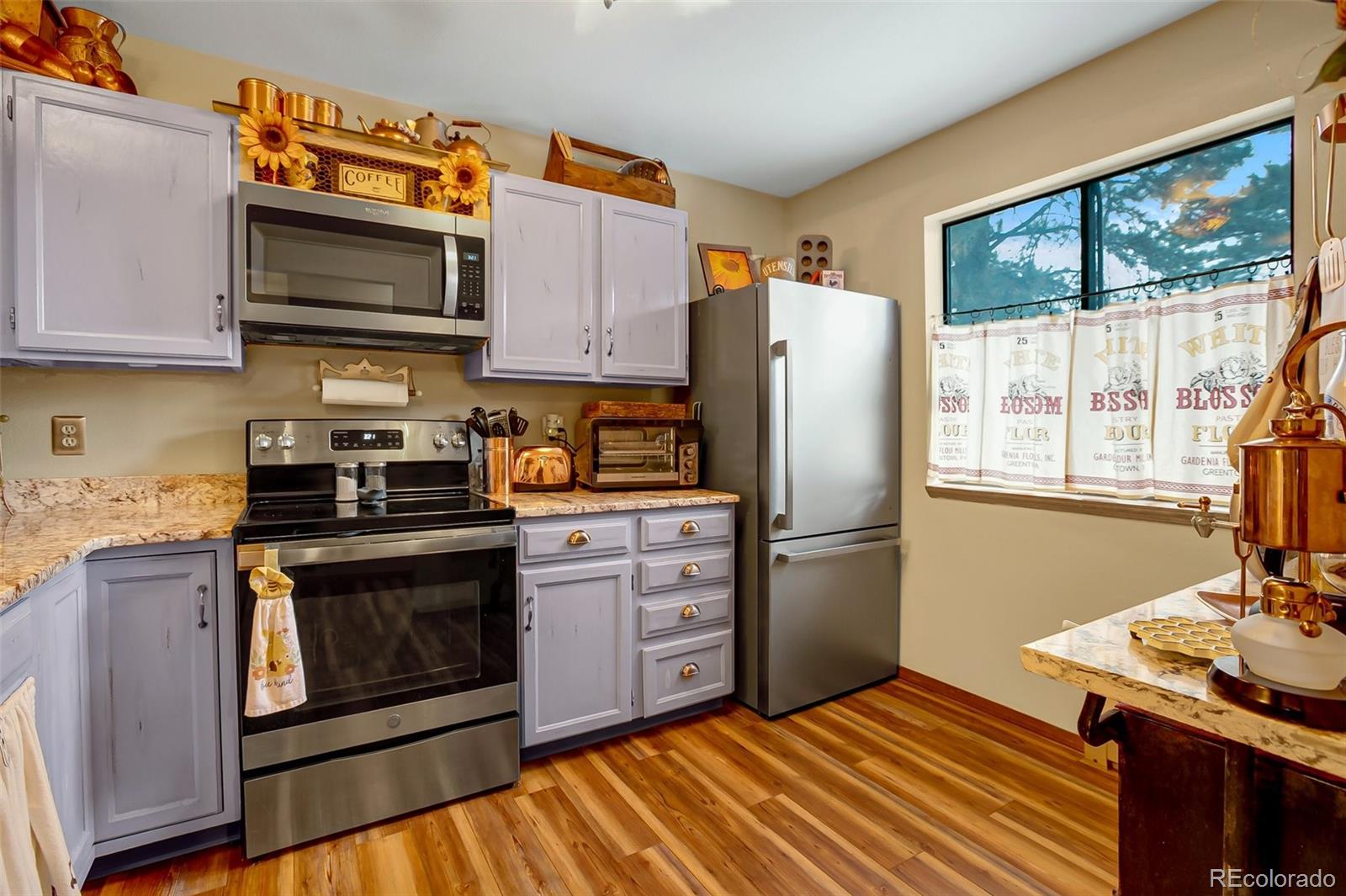 MLS Image #15 for 560  manor court,woodland park, Colorado
