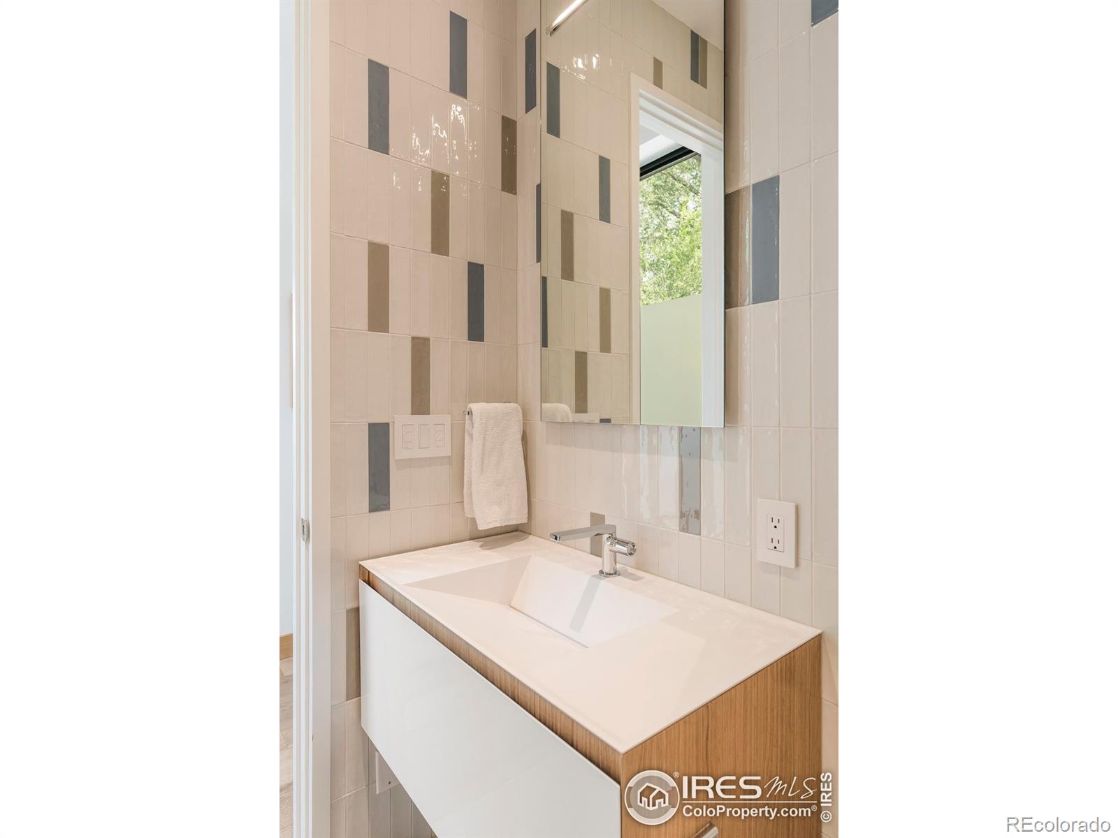 MLS Image #22 for 944  arapahoe avenue,boulder, Colorado