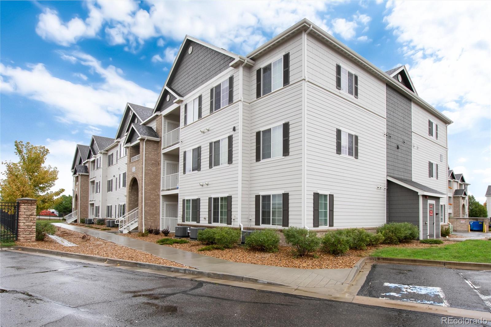 MLS Image #2 for 15700 e jamison drive 8-305,englewood, Colorado
