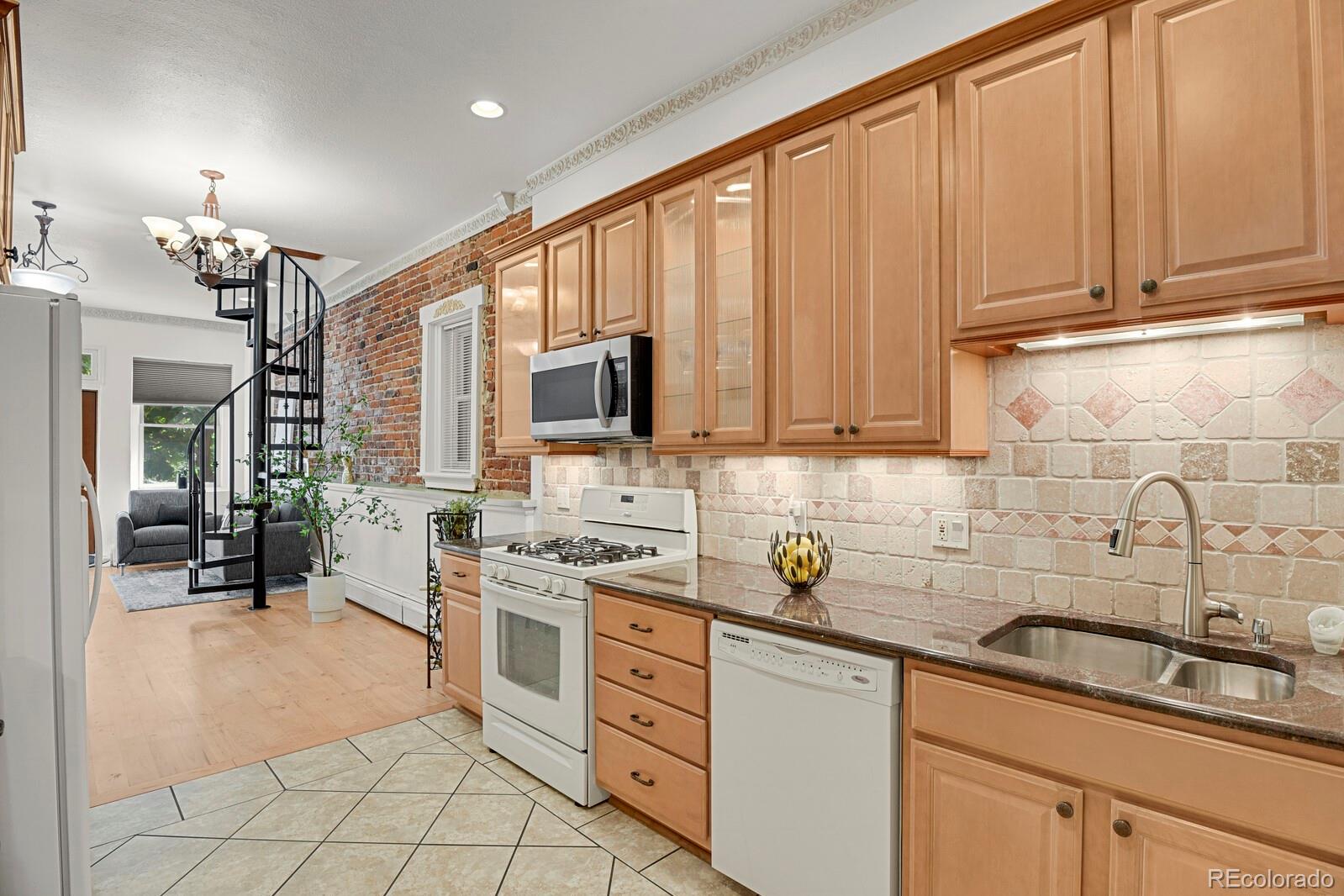 MLS Image #6 for 3217 n osage street,denver, Colorado