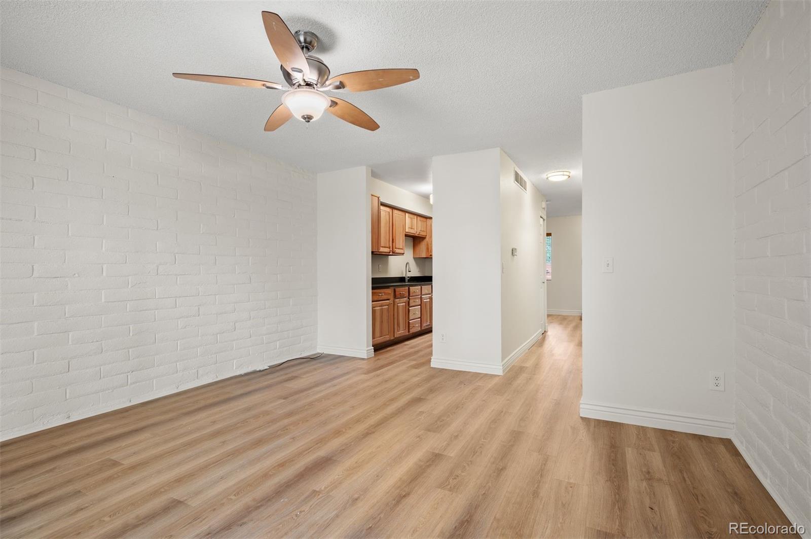 MLS Image #12 for 1060 s parker road,denver, Colorado