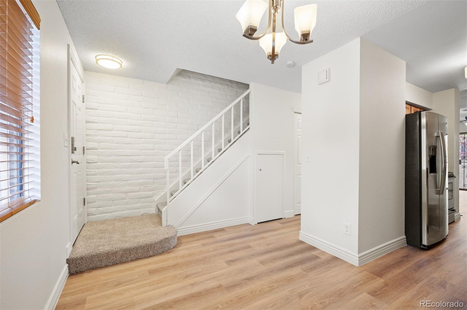 MLS Image #14 for 1060 s parker road,denver, Colorado