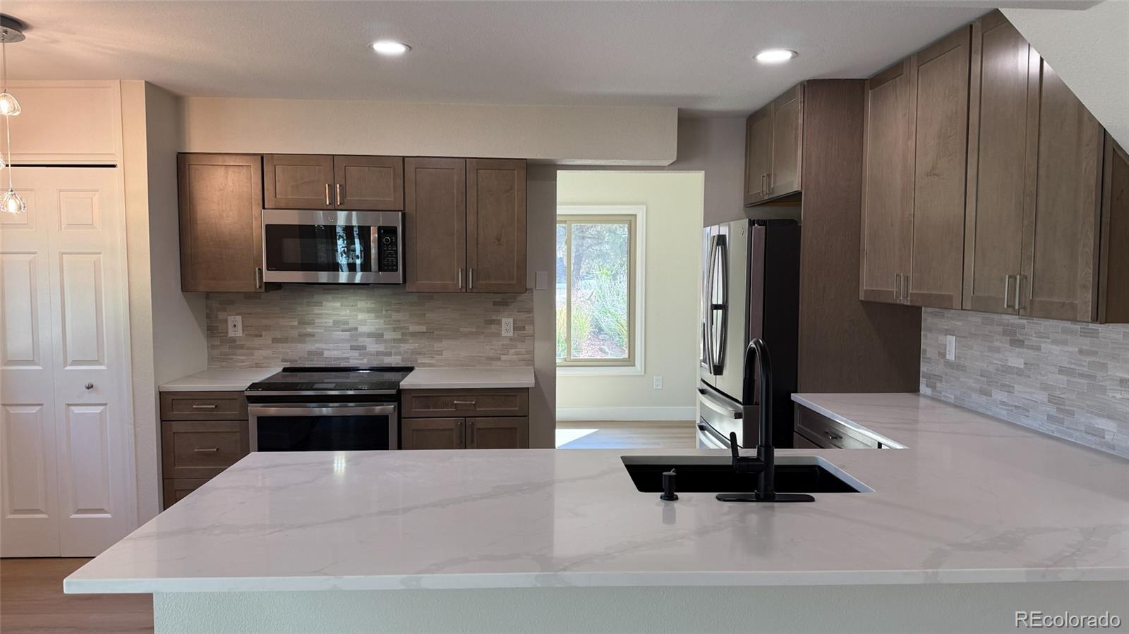 MLS Image #30 for 15789  sandtrap way,morrison, Colorado