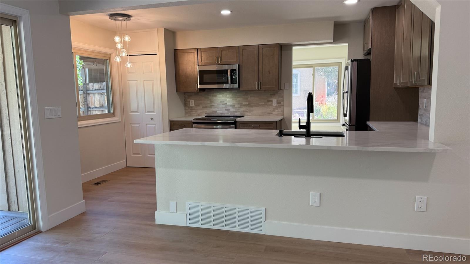 MLS Image #35 for 15789  sandtrap way,morrison, Colorado