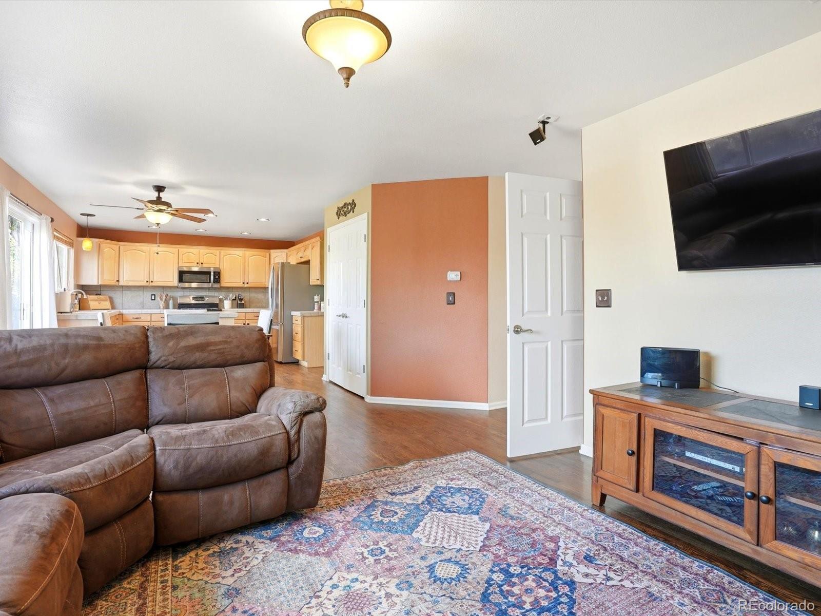 MLS Image #9 for 16681 e 106th way,commerce city, Colorado