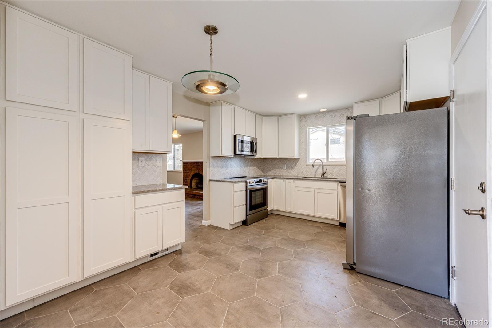 MLS Image #12 for 5829 w fair drive,littleton, Colorado