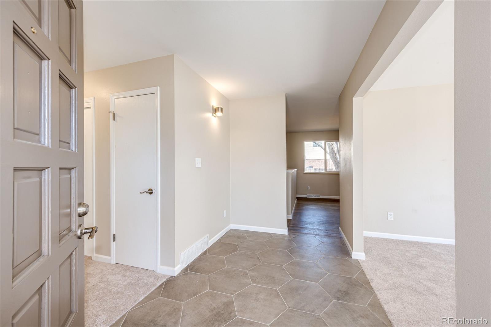 MLS Image #6 for 5829 w fair drive,littleton, Colorado