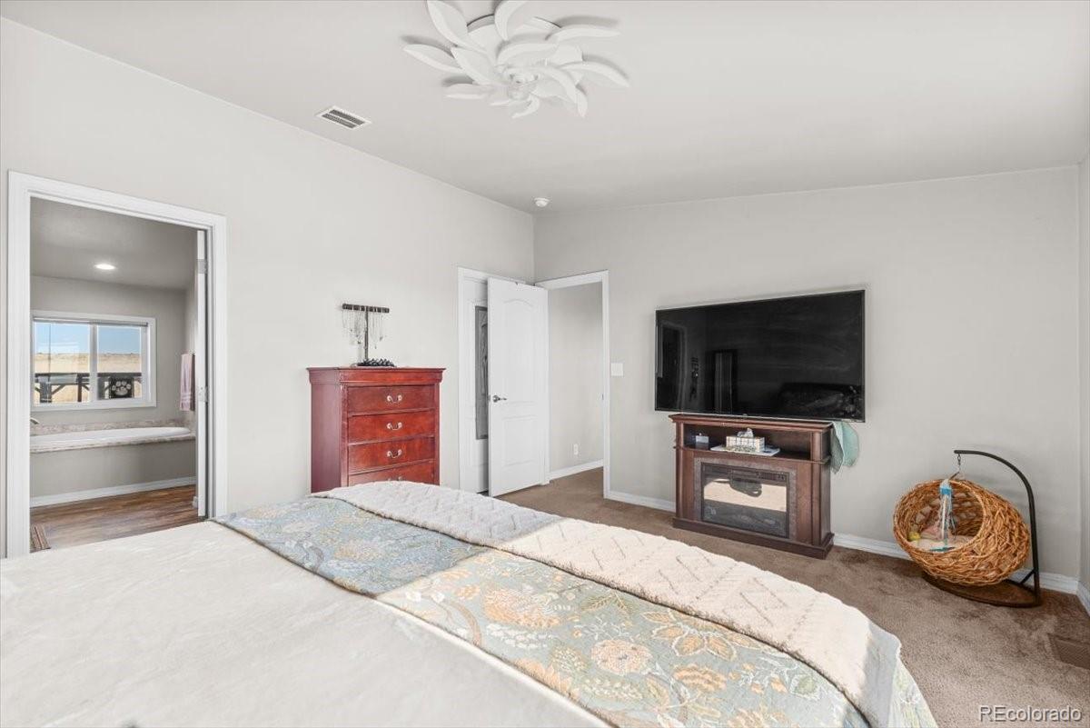 MLS Image #11 for 54435  county road 21 ,carr, Colorado