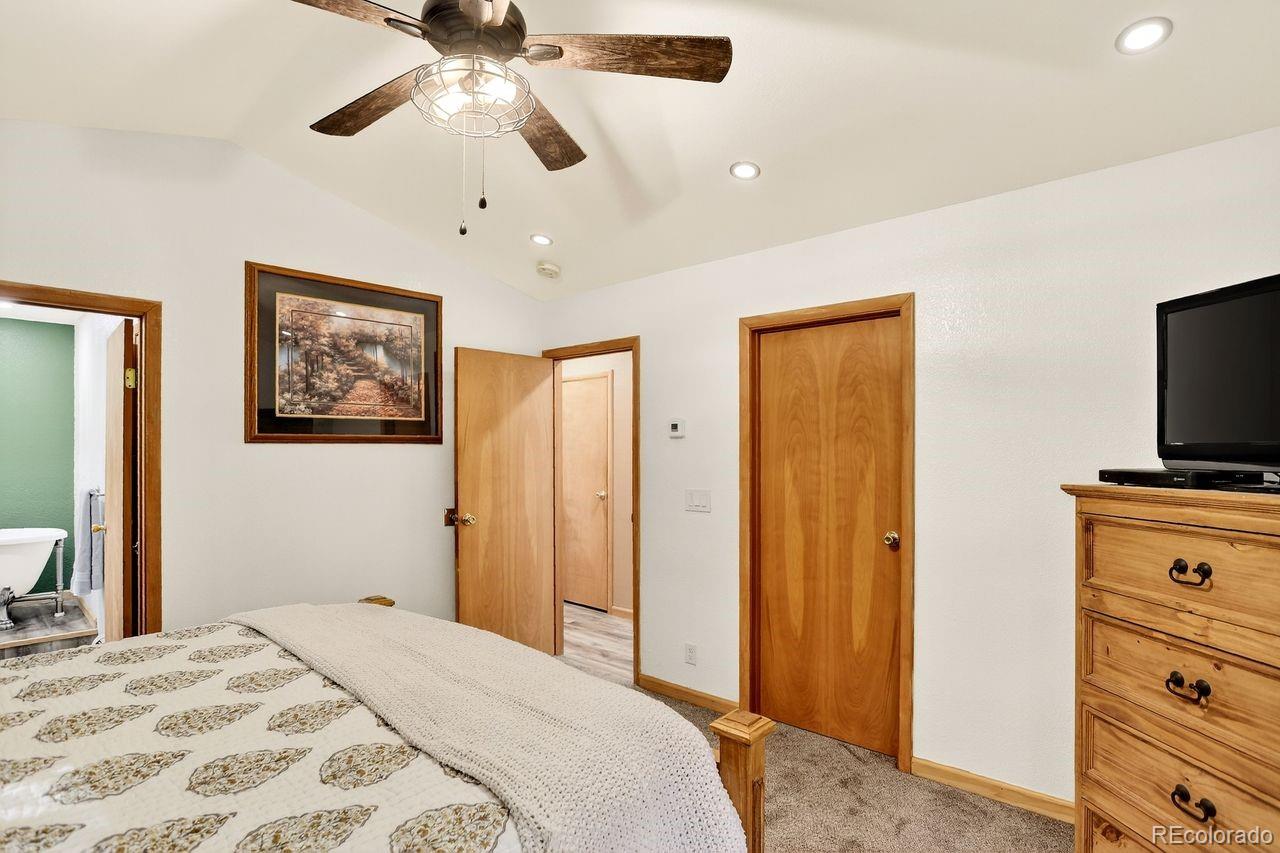 MLS Image #17 for 7505  county road 43 ,bailey, Colorado