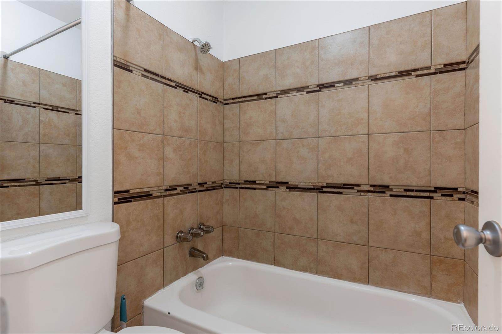 MLS Image #9 for 707 w 96th avenue,thornton, Colorado