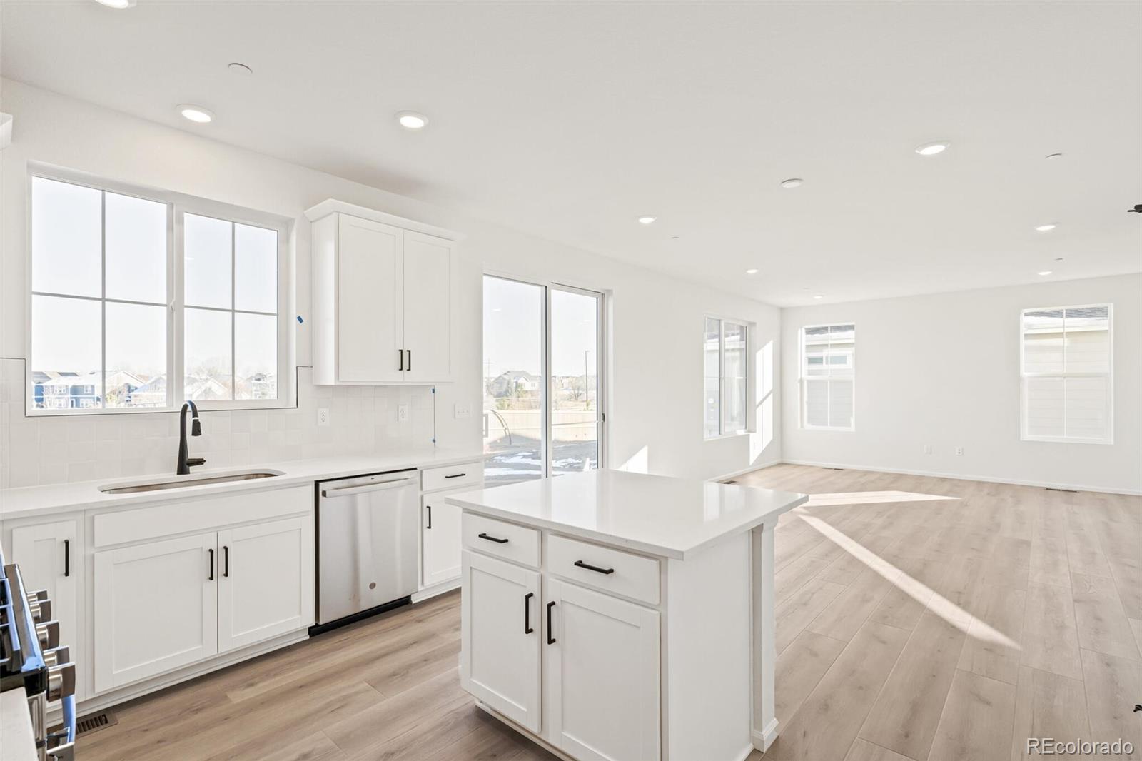 MLS Image #16 for 165  rock wren way,erie, Colorado