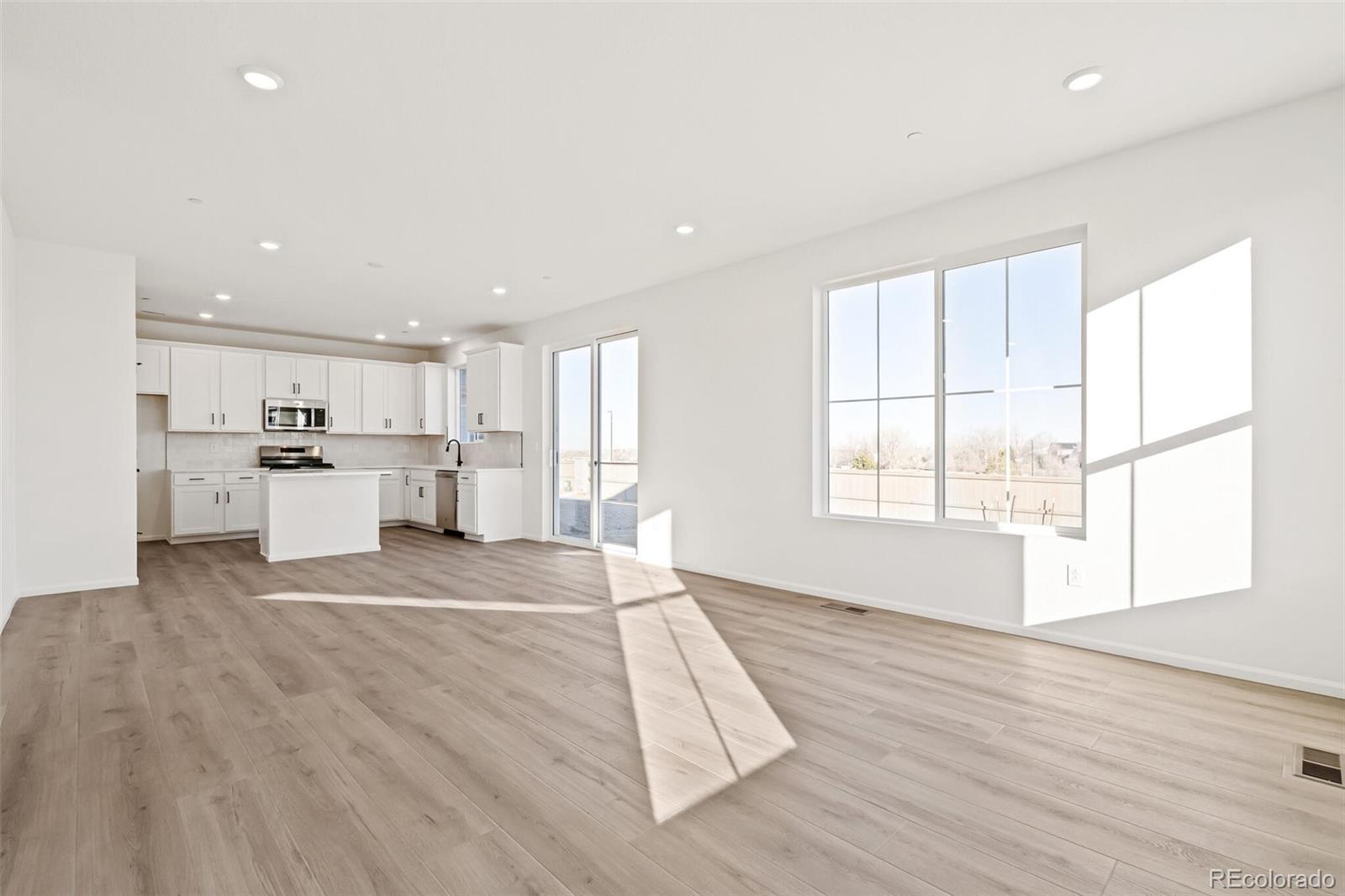 MLS Image #4 for 165  rock wren way,erie, Colorado