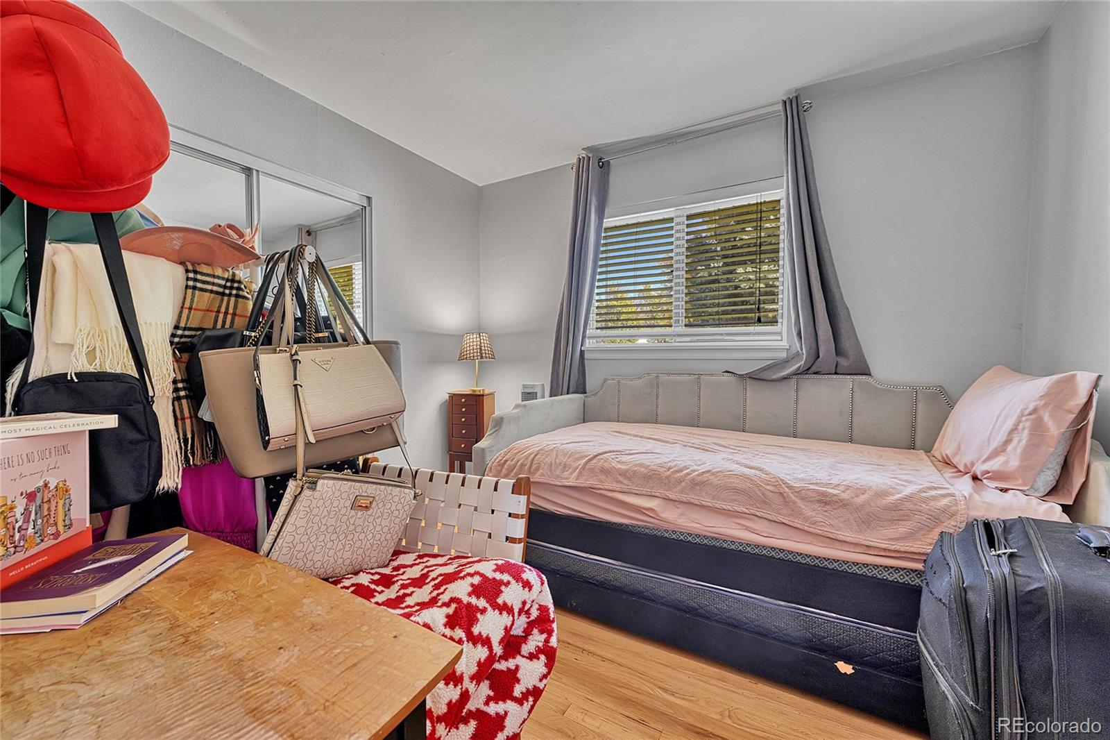 MLS Image #13 for 841 s oakland street,aurora, Colorado