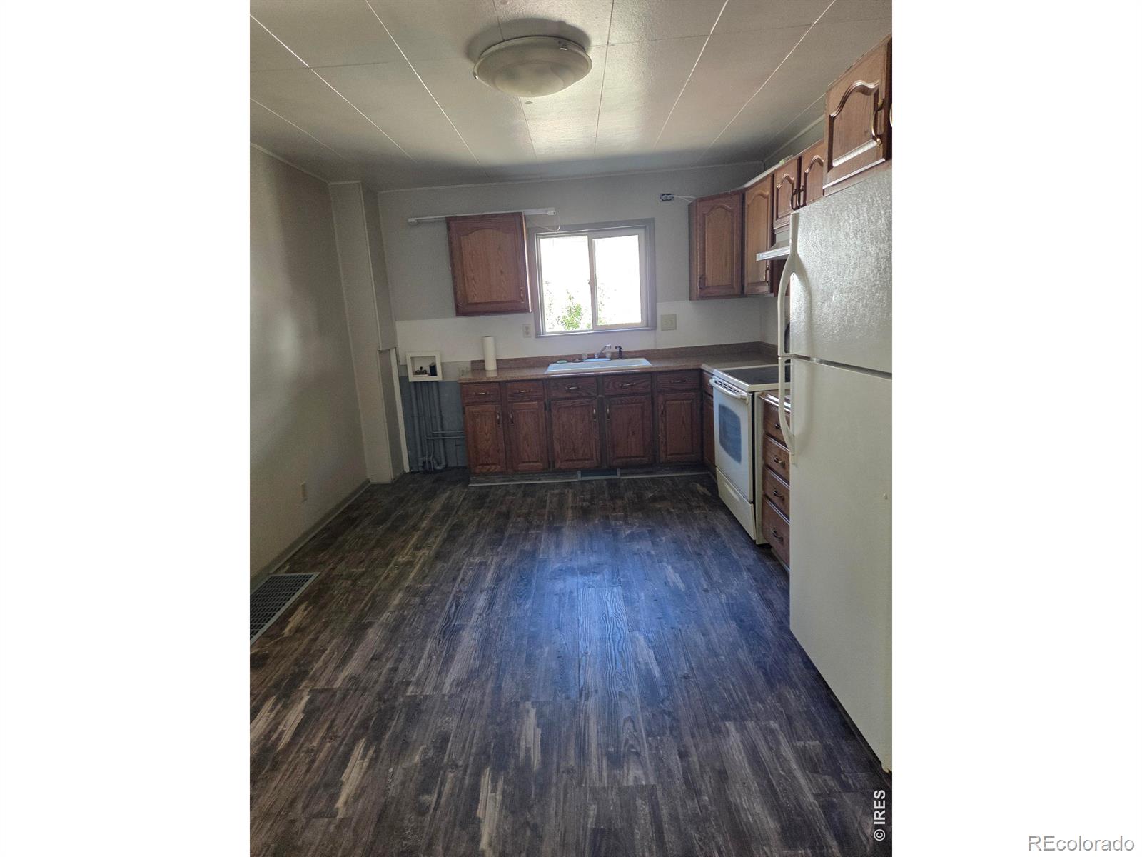 MLS Image #11 for 407  carson street,brush, Colorado