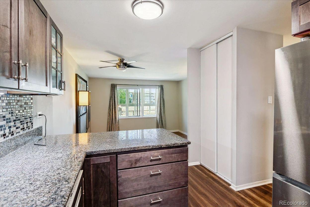 MLS Image #6 for 725 s clinton street,denver, Colorado