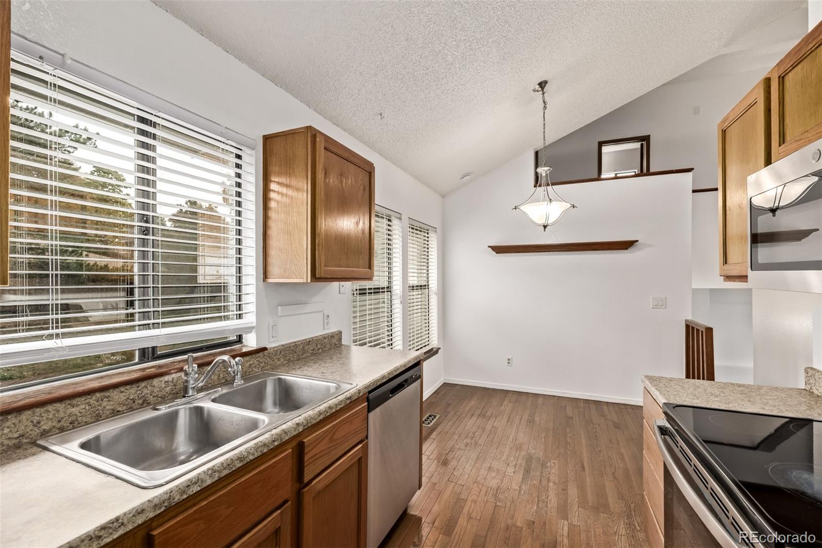 MLS Image #11 for 4820 s zeno street,aurora, Colorado