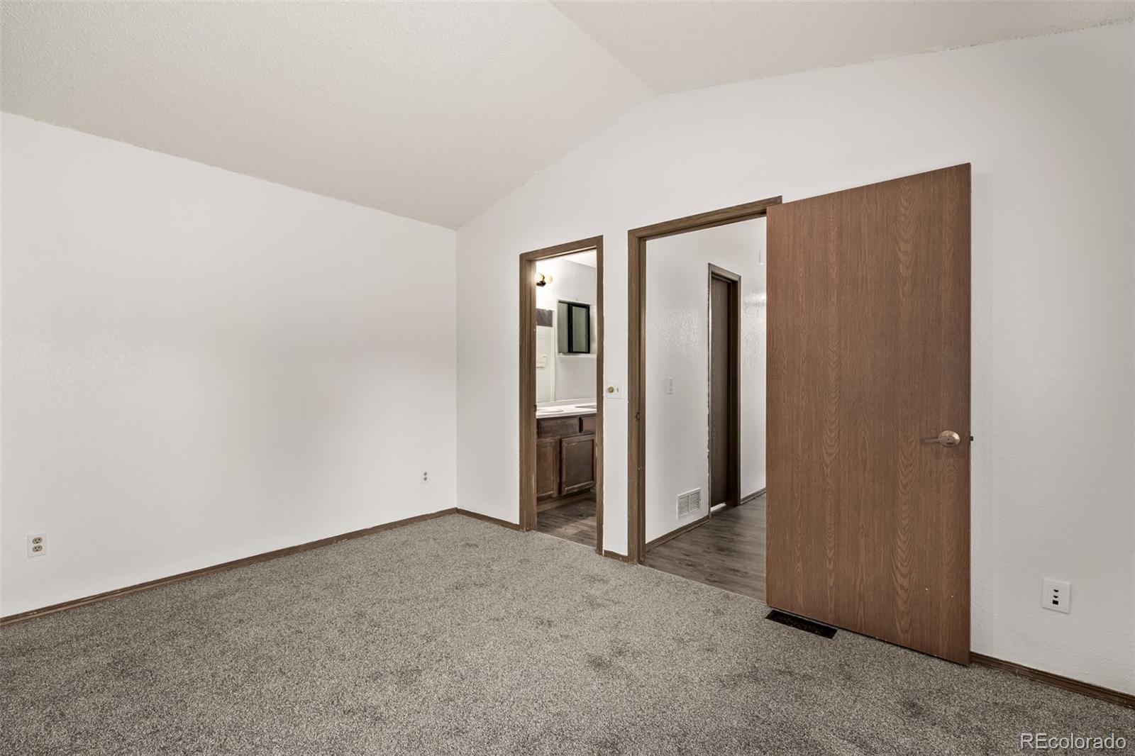MLS Image #19 for 4820 s zeno street,aurora, Colorado