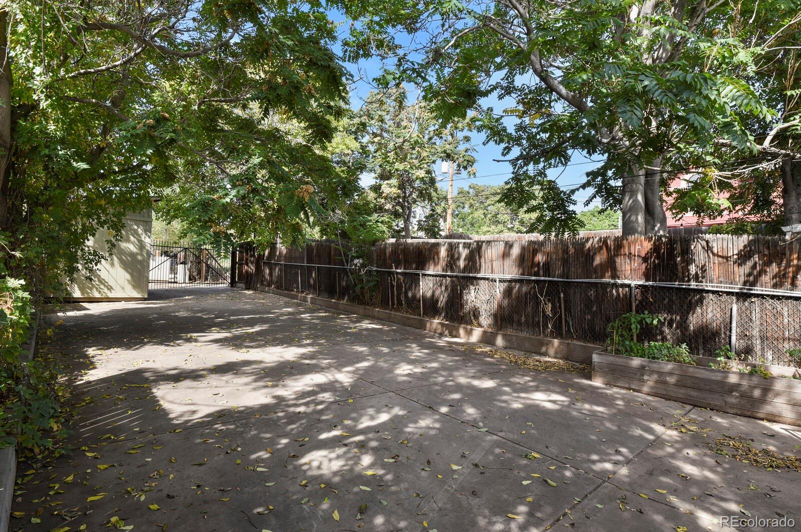 MLS Image #16 for 3217 1/2 n osage street,denver, Colorado