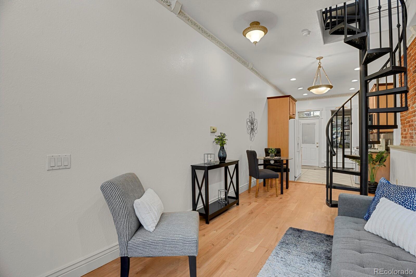 MLS Image #4 for 3217 1/2 n osage street,denver, Colorado