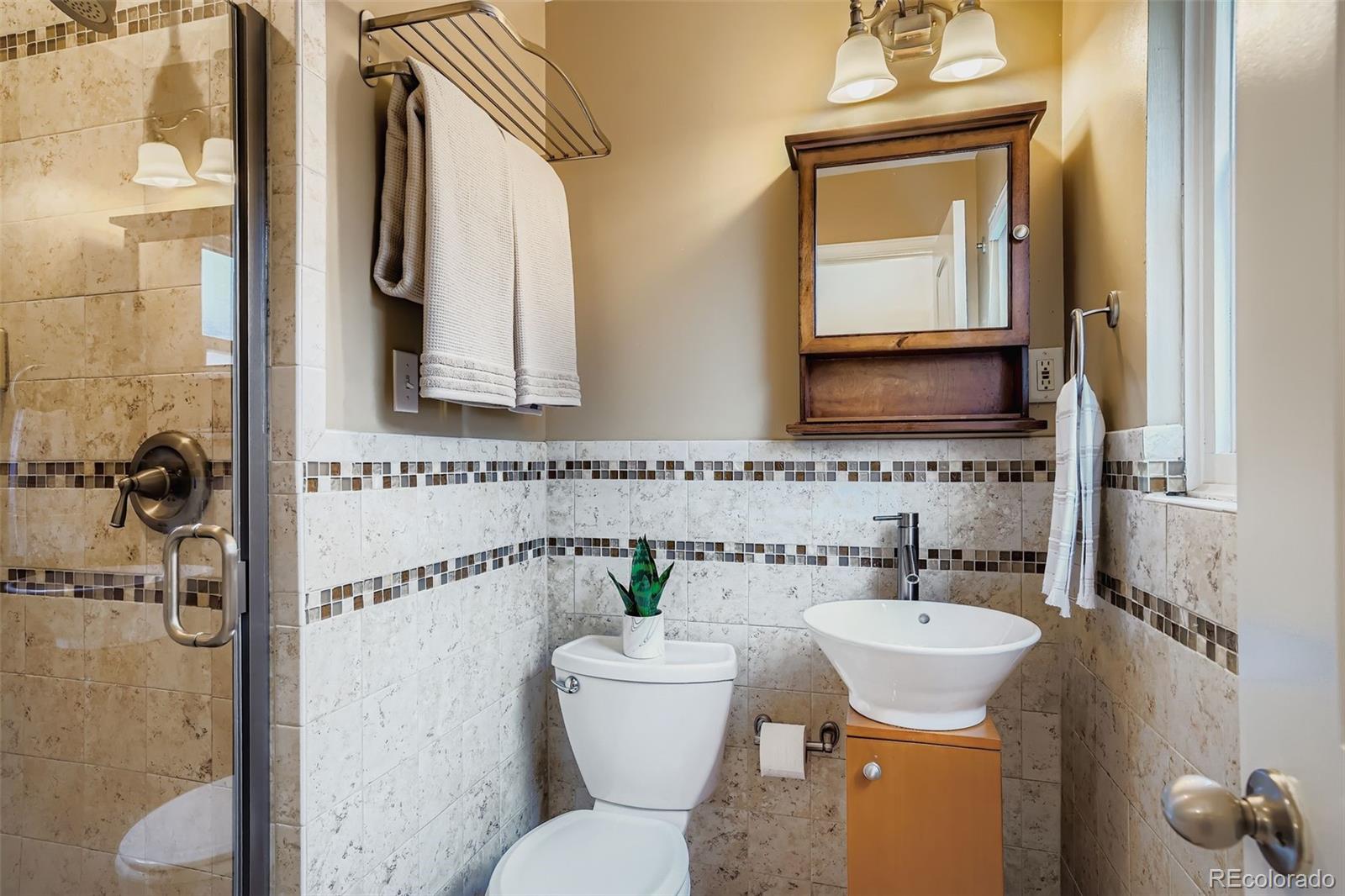 MLS Image #15 for 2935 s york street,denver, Colorado