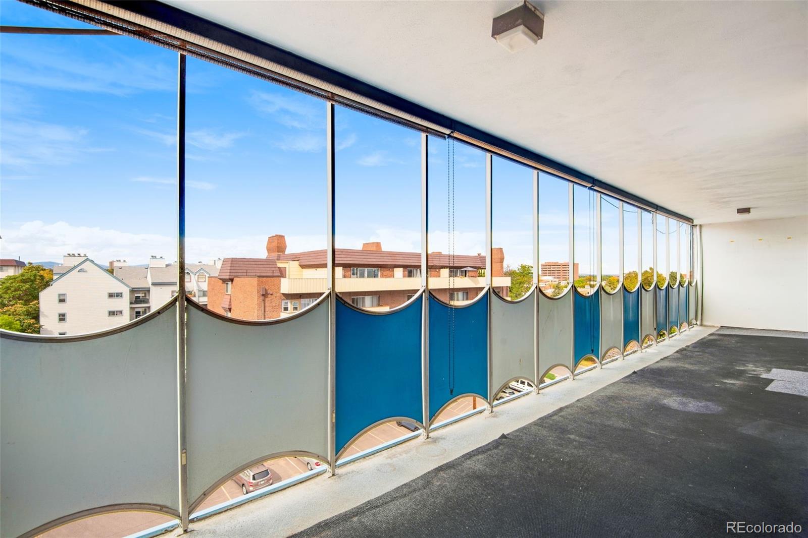 MLS Image #4 for 1155 n ash street,denver, Colorado