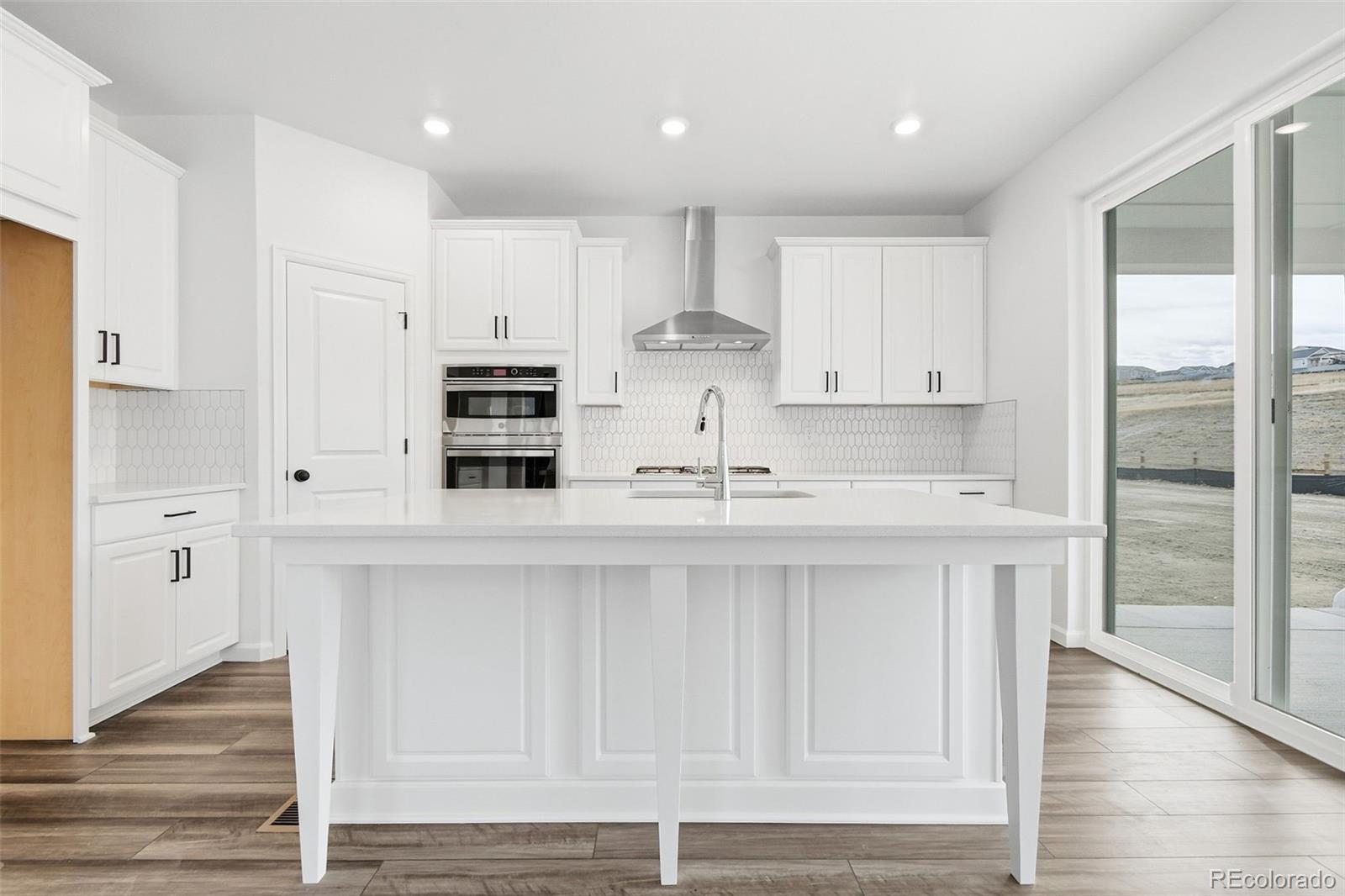 MLS Image #9 for 39793  penn road,elizabeth, Colorado